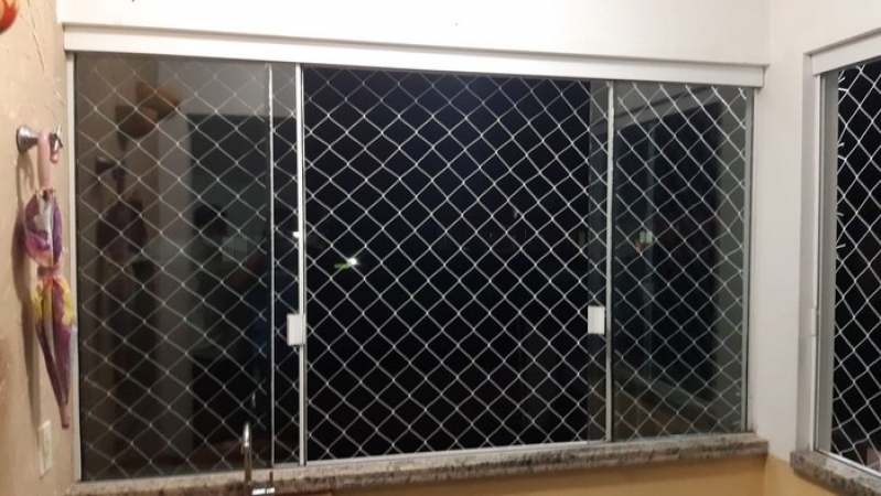 Instalação de Tela de Proteção para Portas Machados - Tela de Proteção Blumenau