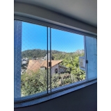 rede janela apartamento Baixo Canoas