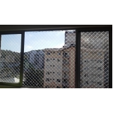 tela de proteção janela basculante Braço Belga