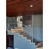 telas na escada Vitor Meireles